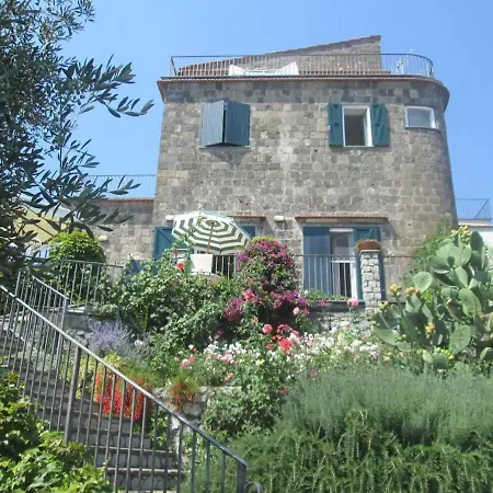Holiday home Garden House Li Galli By Interhome *