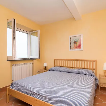 Holiday home Garden House Li Galli By Interhome